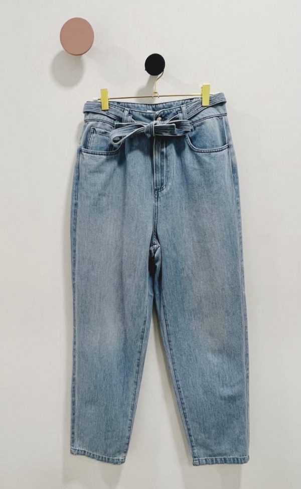pantalon vaquero tiro alto