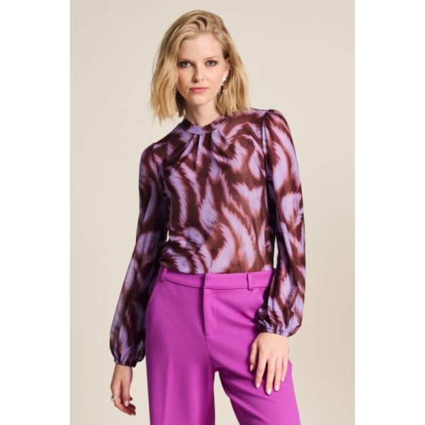 Camiseta malla moradas y marrón - Imagen 2