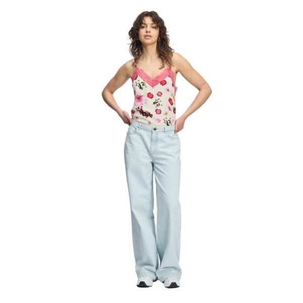 LENCERA BLANCA FLORES-POM - Imagen 6