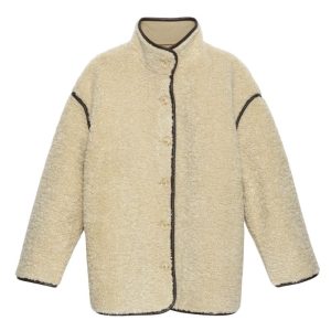 Chaquetón de borreguillo beige oversize con botones frontales y ribetes en contraste marrón