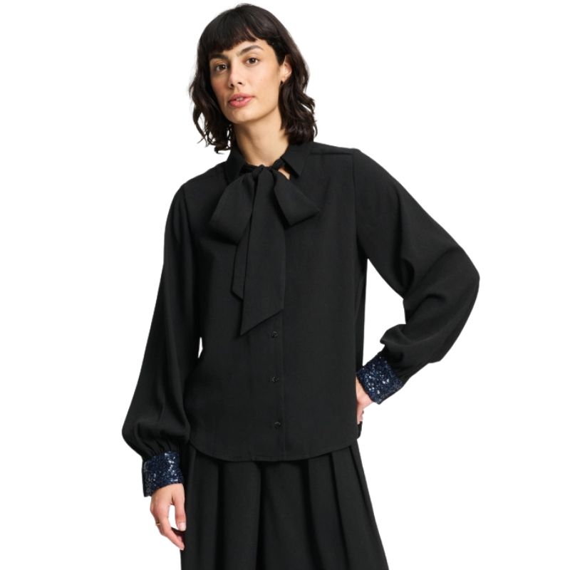 CAMISA NEGRA CON LAZO-POM - Imagen 5